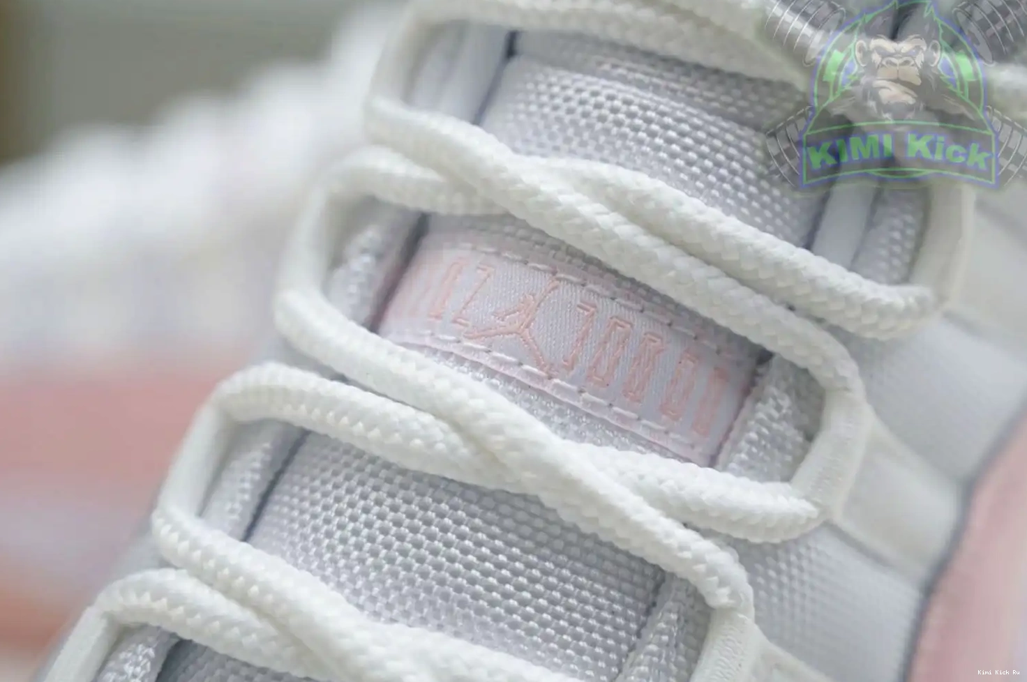 Kimikick Jordan Air Jordan 11 Low WMNS 0523